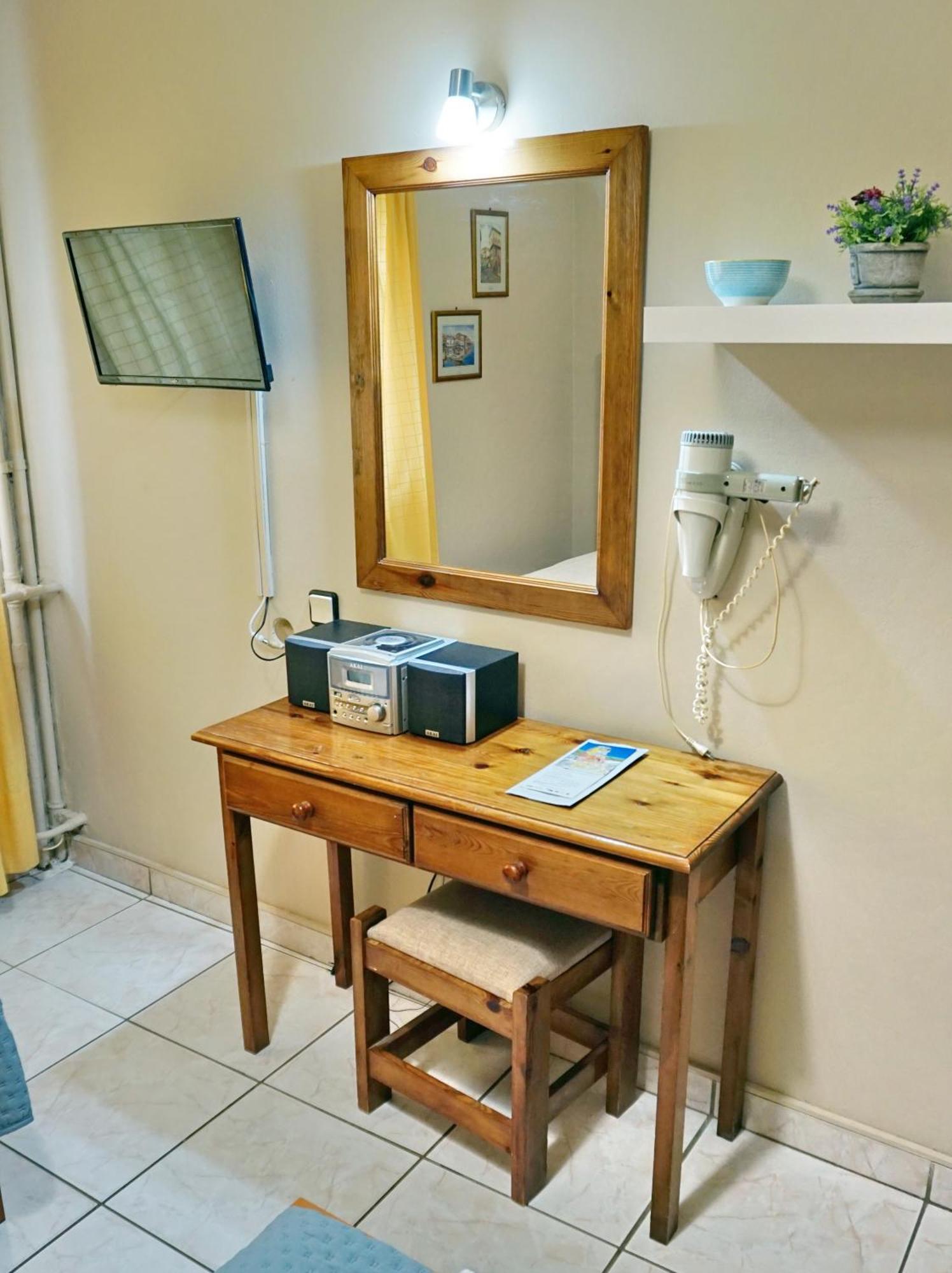 Sourada Apartment Mytilene